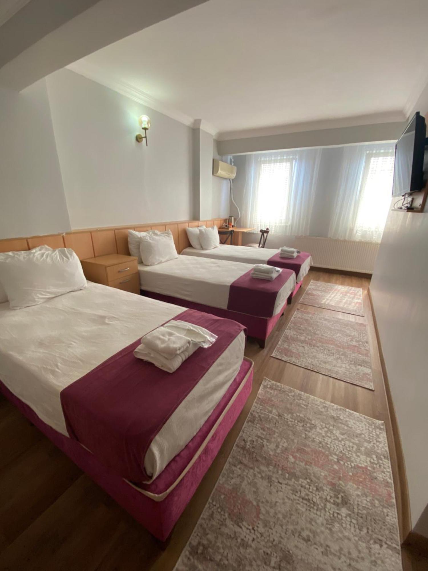 Hotel Oezsefa อิสตันบูล ภายนอก รูปภาพ